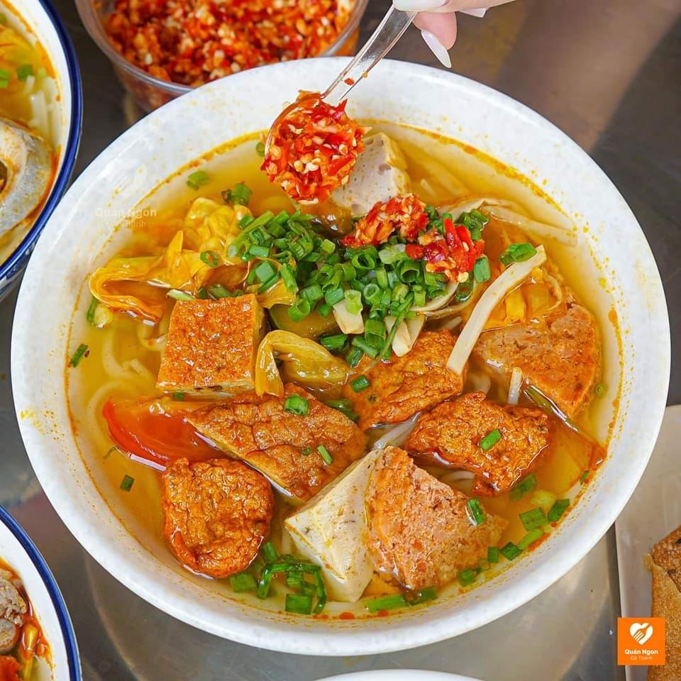Bún chả chiên 