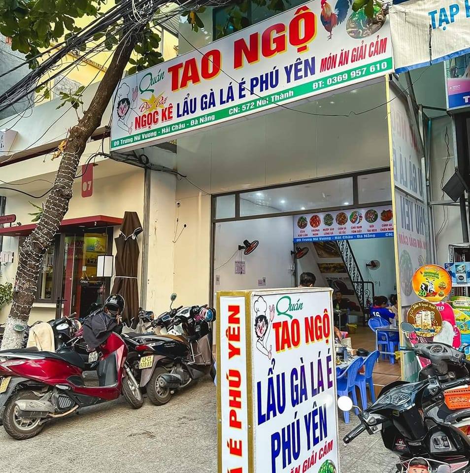 Lẩu gà lá é Tao Ngộ