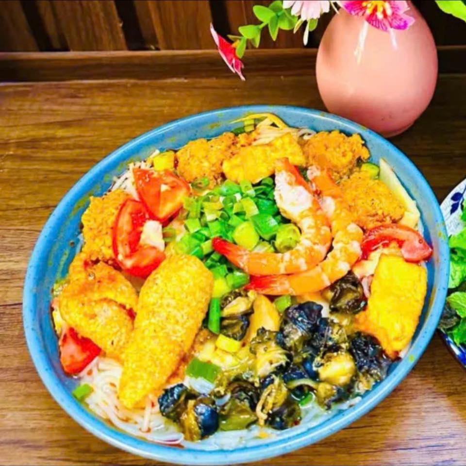 Bún ốc riêu tôm