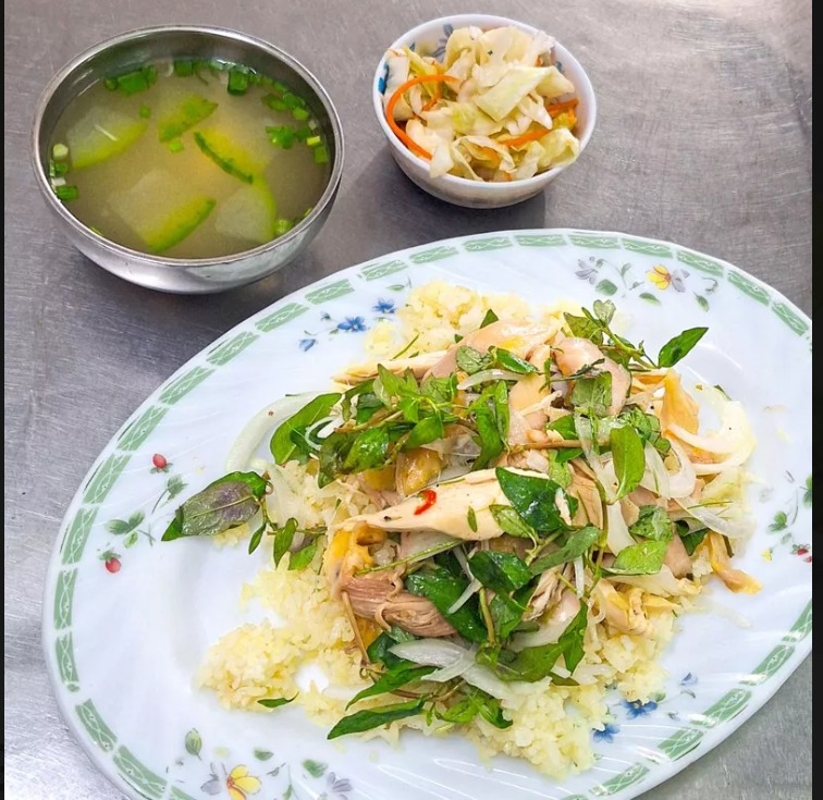 Cơm gà Lan -520 Trưng Nữ Vương