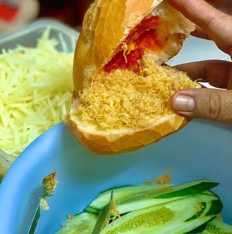 Bánh Mì Hương