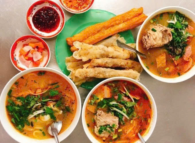 Bánh Canh Ruộng - Quán Gốc