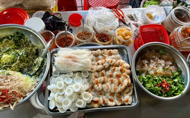 Bánh bèo nậm lọc cô Ý