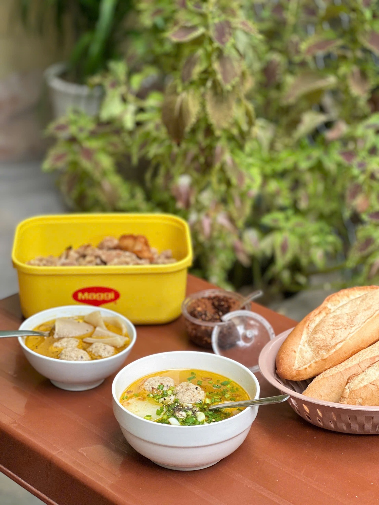 Bánh mì xíu mại Đà Lạt and Drink