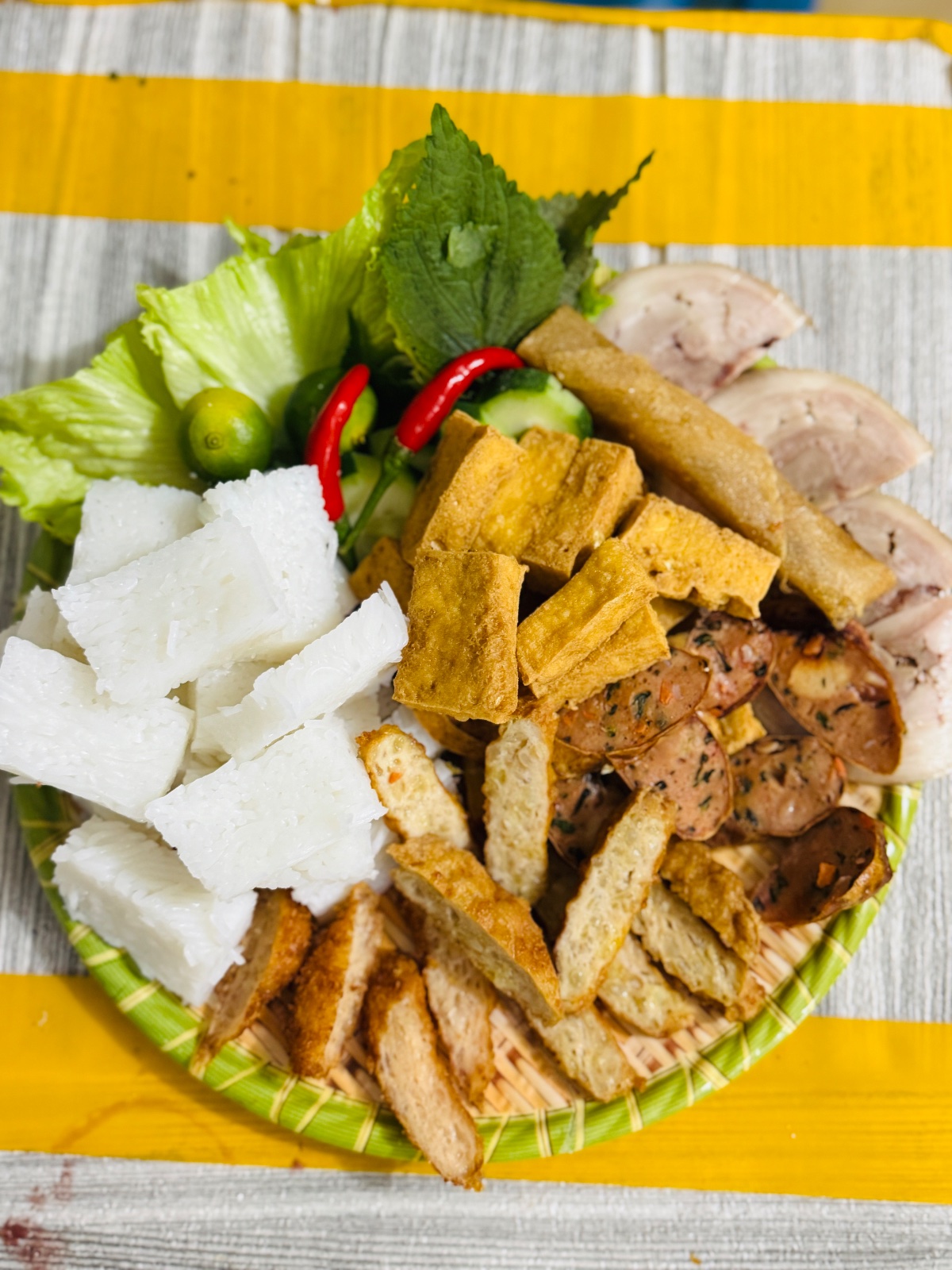 Bún Đậu Bếp Củi - 7 Đặng Tất