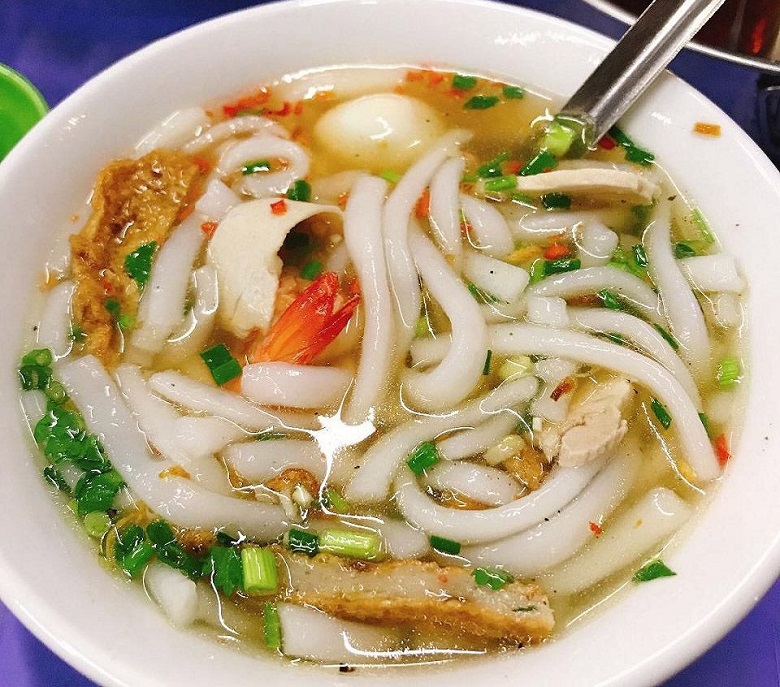 Bánh Canh Cá Nục 1998- 30 Phạm Văn Nghị