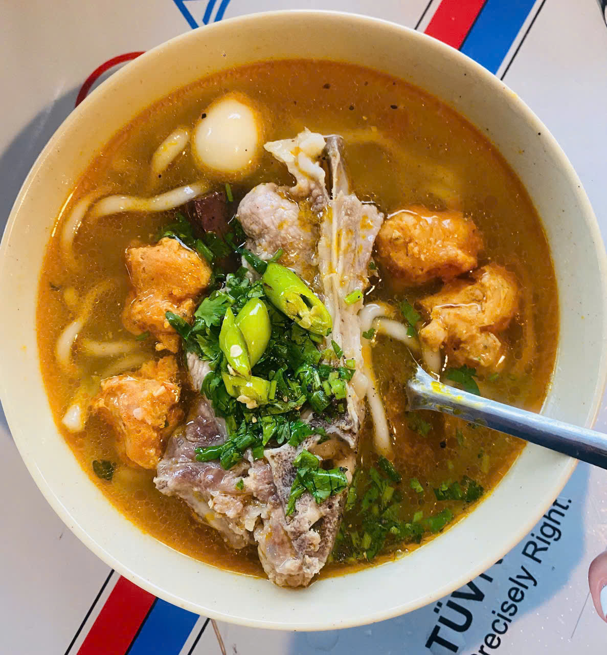 Bánh Canh Riêu Cua Huế - Nguyễn Khuyến