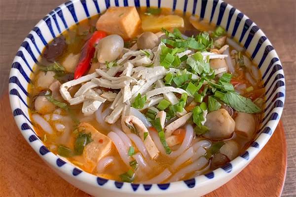 Bánh canh, bún mắm bếp Uyên 
