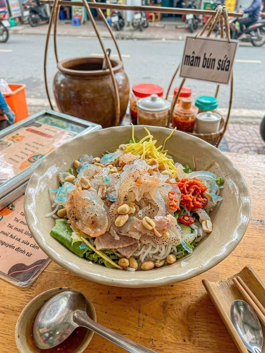 Bún Sứa Mắm Ruốc Mẫn É 2
